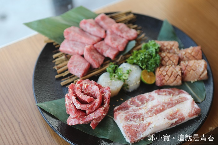 食記美食 高雄苓雅 焼肉ショジョyakiniku Shojo 人氣爆夯的日式燒肉 日本各地5a和牛限量推出 約會慶祝大口吃肉喝啤酒的好地方 郭小寶全省食況轉播 日韓料理 壽司 日式 泡菜等 食記美食 高雄苓雅 焼肉ショジョ