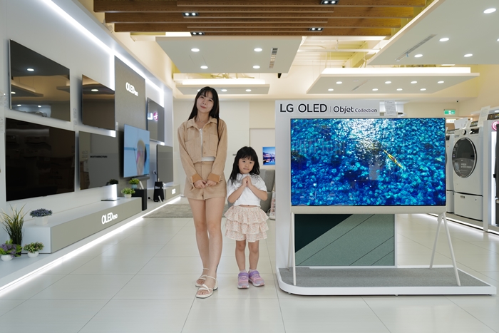 『竹北好樣生活。LG、日立冷氣家電』LG生活家電體驗店全新型態｜以租代售各項LG搶手超夯小家電｜一天99元一周399元就可以帶回家實際體驗｜家裡大掃除、PK其他小家電考慮完後再決定入手！_郭小寶。呂小珊。這就是青春,3C開箱,美食部落客,旅遊部落客,美食旅遊部落客,美妝部落客,旅遊美食美妝部落格